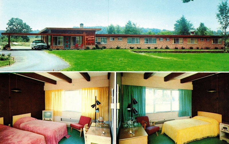 Webers Holiday House Motel - Vintage Postcard (newer photo)